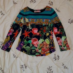 Desigual girls size 7/8 top